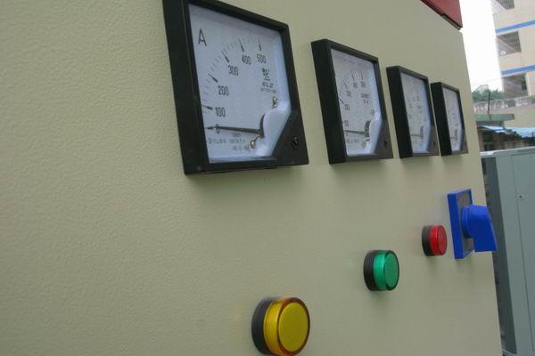 交城配电箱-3683讲讲配电箱的操作和检修步